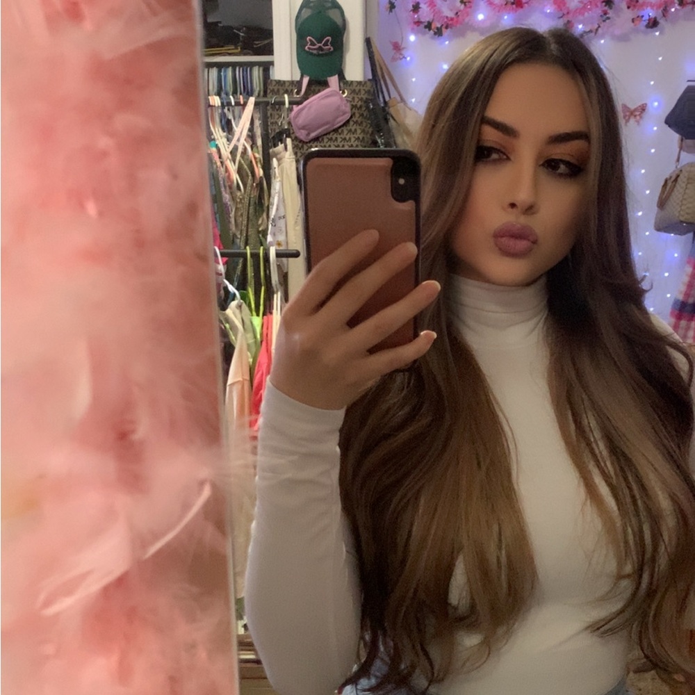✨🦄Like 2 Be Notified When I Go LIVE🦄✨ - Picture 5 of 6
